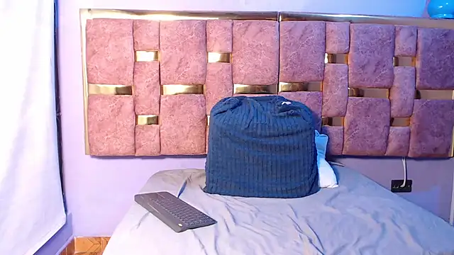  Caroline34 online show from March 2026 10:25:02 AM