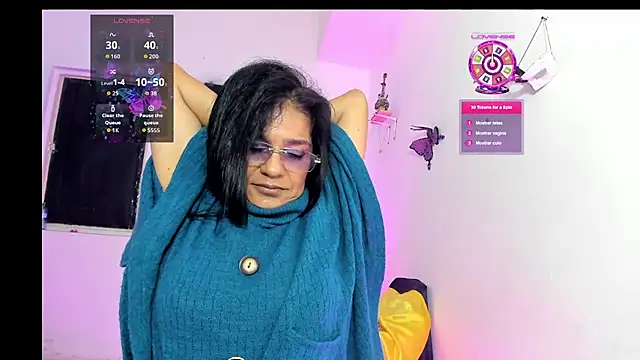 Snapshot of sweetCatallina chatting on June 2026 12:11:02 PM sweetCatallina online show from June 2026 12:11:02 PM