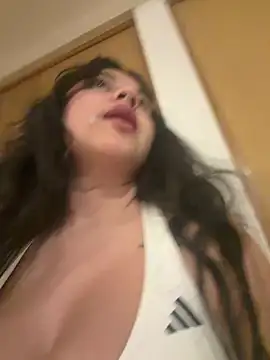 Charlyy1703 online show from April 2026 03:46:02 AM