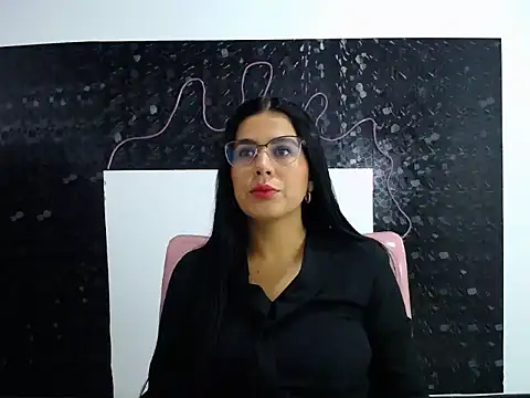 Alanaa Sweet- online show from November 2025 08:42:02 PM