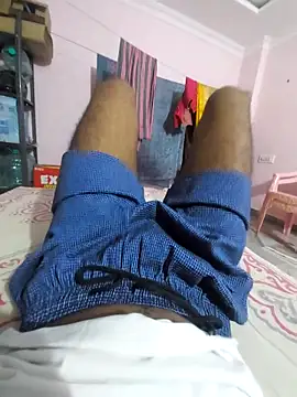 Yth24 online show from November 2025 03:28:02 AM