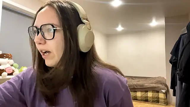 KerriMcbreen online show from December 2025 02:37:02 AM