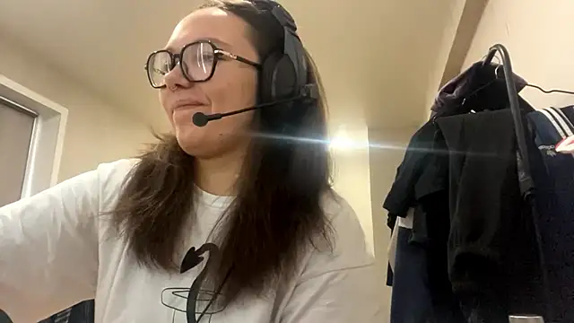 KerriMcbreen online show from December 2025 03:16:02 AM