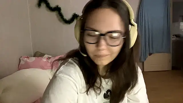 KerriMcbreen online show from January 2026 03:22:02 AM