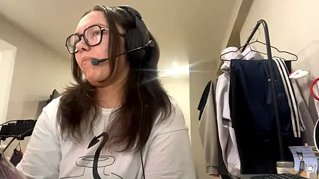 KerriMcbreen online show from November 2025 06:24:02 AM