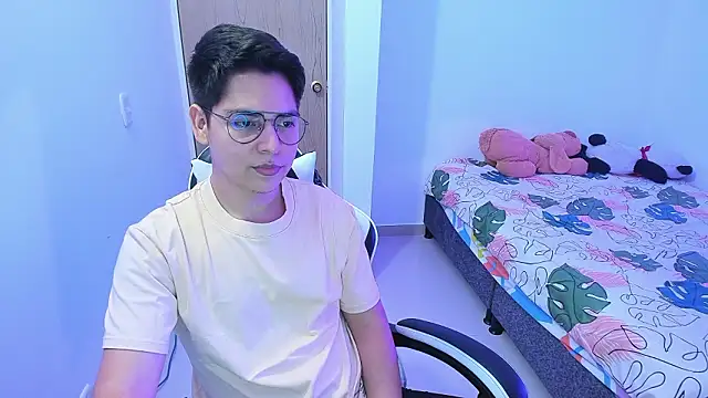 Asta YunoXXX online show from February 2026 04:47:02 AM