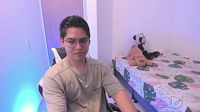 Asta YunoXXX online show from March 2026 04:17:01 AM