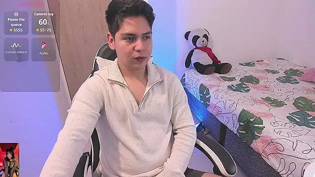 Asta YunoXXX online show from February 2026 03:40:01 AM