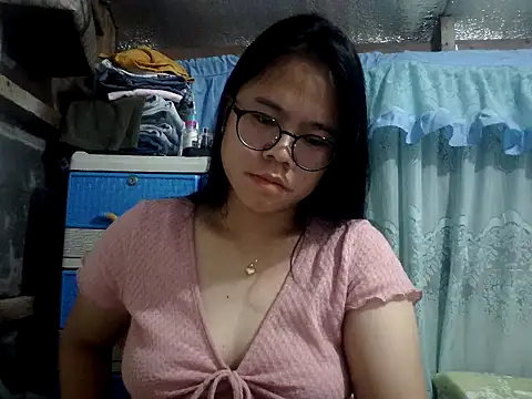 xxdreamgirl69 online show from May 2026 10:33:01 PM