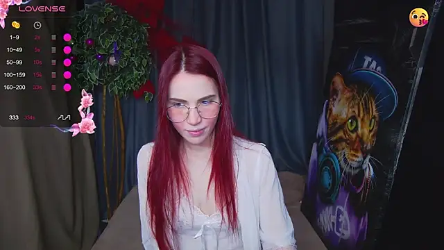 Emily Kente online show from December 2025 12:46:01 AM