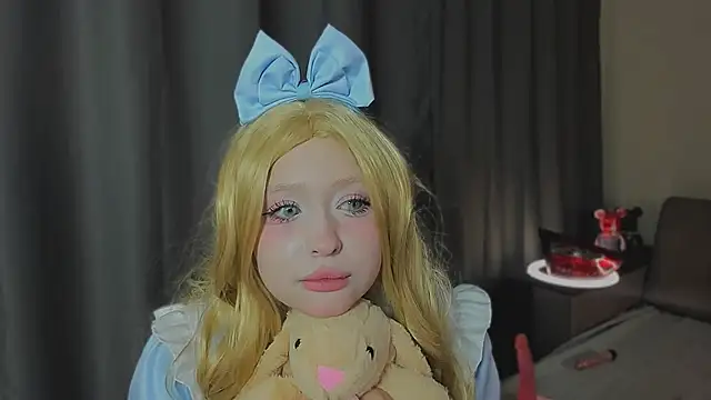 Kityketka online show from December 2025 08:04:02 AM