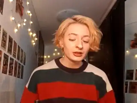 Snapshot of AmyGrok chatting on November 2025 11:54:01 AM AmyGrok online show from November 2025 11:54:01 AM