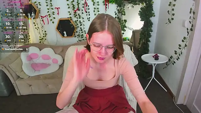 Mia Mooore online show from January 2026 01:29:02 PM