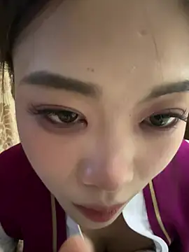 youyou-baby999 online show from April 2026 11:17:01 AM