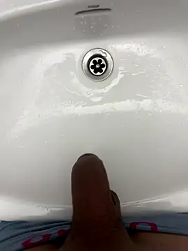 Davisuarez online show from December 2025 01:06:01 AM