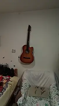 Emma Everett online show from December 2025 01:05:02 PM