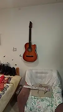 Emma Everett online show from December 2025 01:37:01 PM