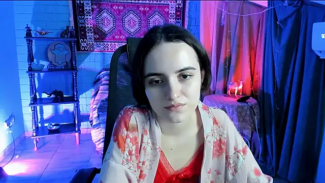 Snapshot of KateWillows chatting on February 2026 04:34:01 AM KateWillows online show from February 2026 04:34:01 AM