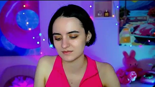 Snapshot of KateWillows chatting on February 2026 04:45:02 AM KateWillows online show from February 2026 04:45:02 AM