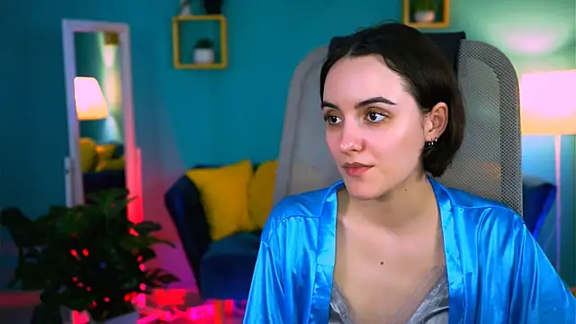 Snapshot of KateWillows chatting on February 2026 07:51:01 AM KateWillows online show from February 2026 07:51:01 AM