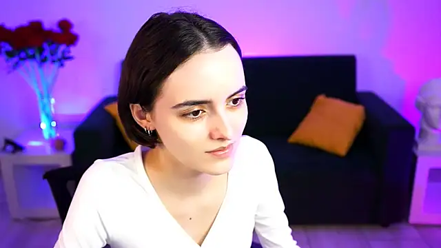 KateWillows online show from March 2026 04:40:02 AM