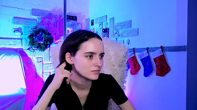 Snapshot of KateWillows chatting on January 2026 04:30:02 AM KateWillows online show from January 2026 04:30:02 AM