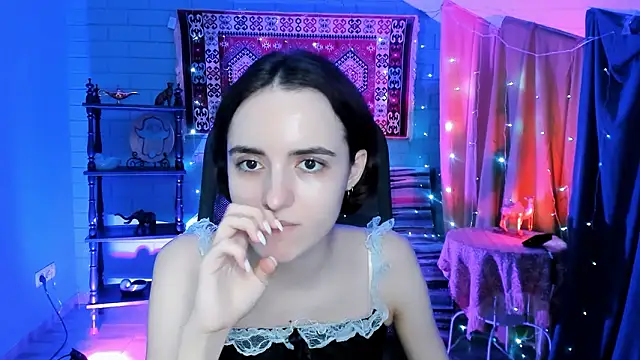 KateWillows online show from March 2026 07:02:01 AM