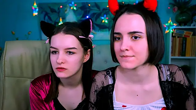 KateWillows online show from April 2026 04:31:02 AM