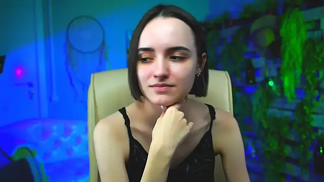 KateWillows online show from March 2026 08:16:01 AM