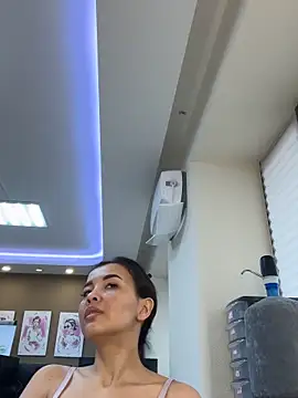 cordeliawow online show from March 2026 06:04:01 AM