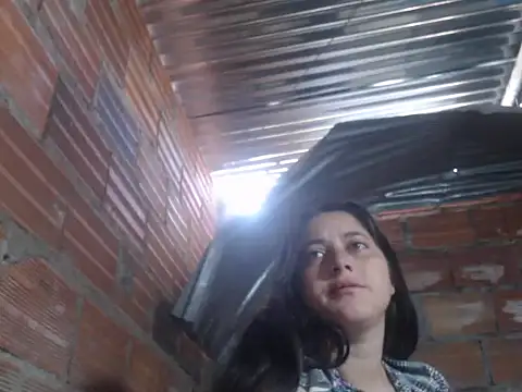 sammyyblondee online show from November 2025 01:45:02 PM