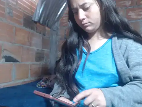 sammyyblondee online show from November 2025 02:39:02 PM