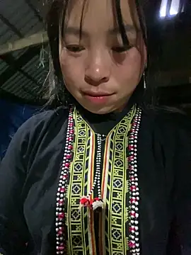 alissa-ww online show from February 2026 12:19:01 AM