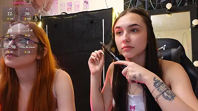 sunny luna online show from February 2026 01:33:02 PM