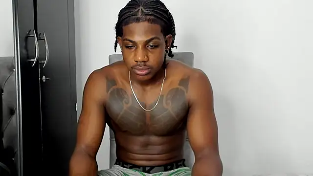 Darktemp  online show from February 2026 12:32:01 AM