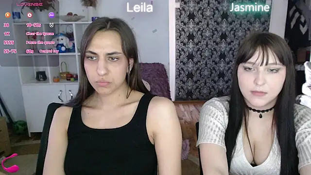 JasmineAdamss online show from April 2026 12:29:02 PM