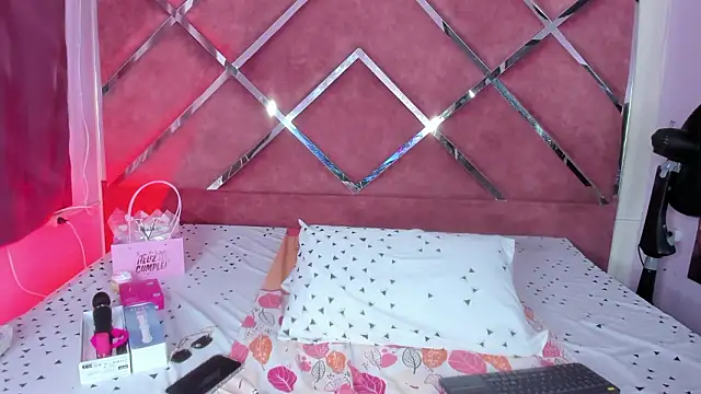 MeganDangelo online show from February 2026 09:36:01 PM