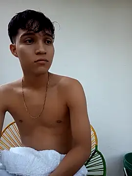 Snapshot of loveof_twolove2 chatting on November 2025 09:59:01 PM loveof twolove2 online show from November 2025 09:59:01 PM