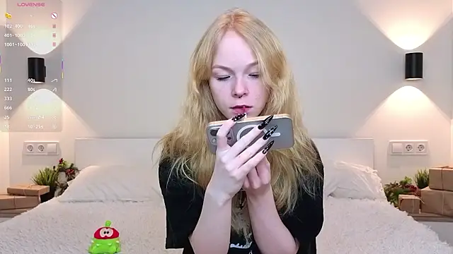 GhisllaineWestler online show from February 2026 04:21:01 AM