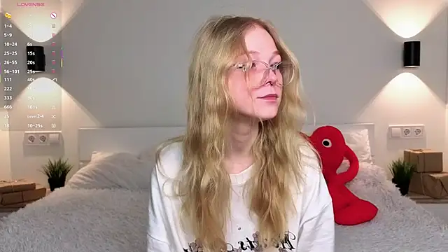 GhisllaineWestler online show from February 2026 04:31:01 AM