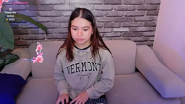 laurent scott online show from December 2025 12:00:01 PM