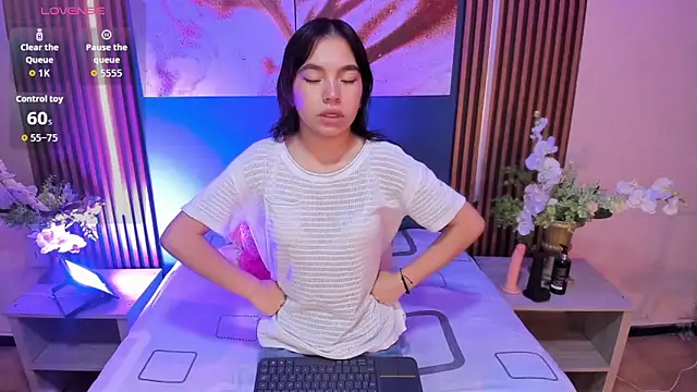 Snapshot of laurent_scott chatting on February 2026 12:35:01 PM laurent scott online show from February 2026 12:35:01 PM