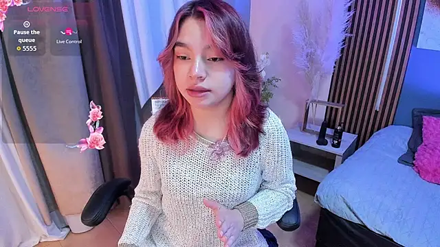 Snapshot of laurent_scott chatting on April 2026 12:06:02 PM laurent scott online show from April 2026 12:06:02 PM