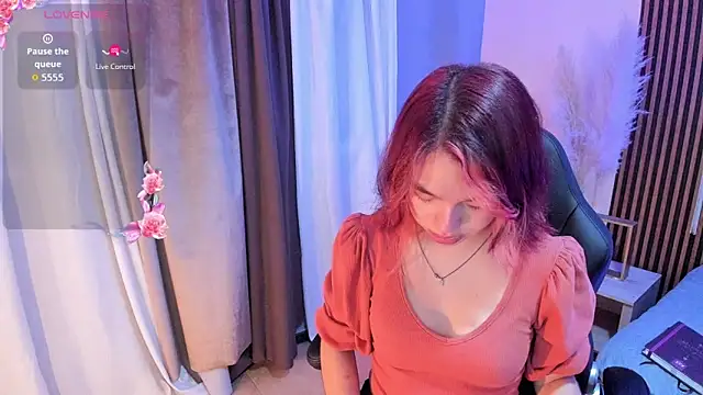 Snapshot of laurent_scott chatting on April 2026 11:56:02 AM laurent scott online show from April 2026 11:56:02 AM