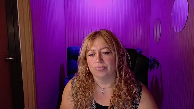 MilfArlet online show from May 2026 01:41:01 PM