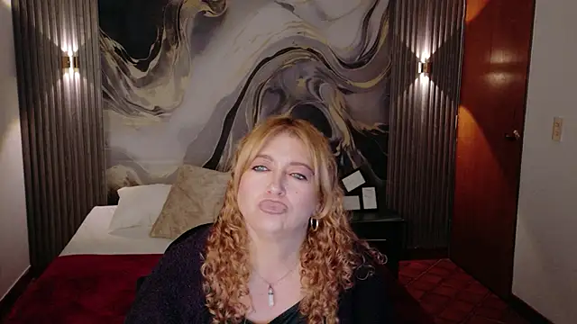 MilfArlet online show from February 2026 01:18:01 PM