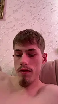 FreeRich online show from April 2026 03:19:02 AM