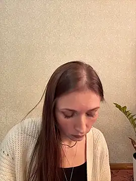 Snapshot of ZaraHill chatting on December 2025 04:35:01 AM ZaraHill online show from December 2025 04:35:01 AM