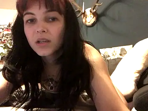 alinavampira  online show from December 2025 11:16:01 PM