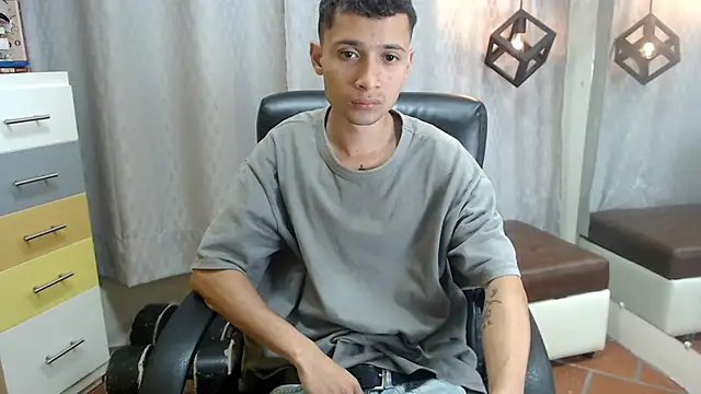 LucassSmith11 online show from May 2026 03:35:02 AM